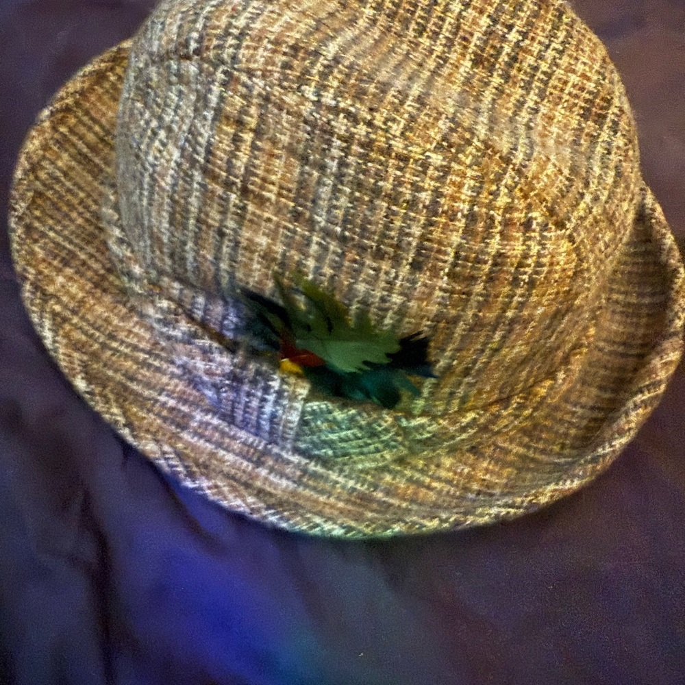 Men’s plaid fedora